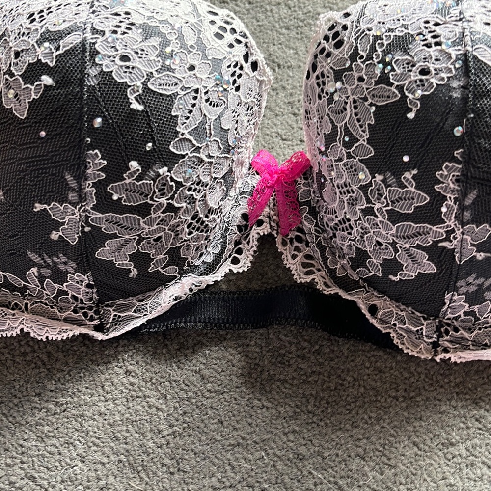 BEAUTIFUL VS bra